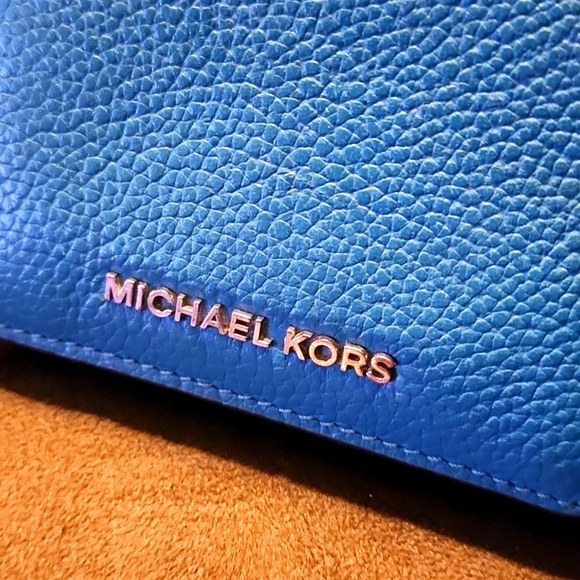 Michael Kors Leather True Blue Jet Set Carry All Card Case Mini Wallet - Picture 2 of 8